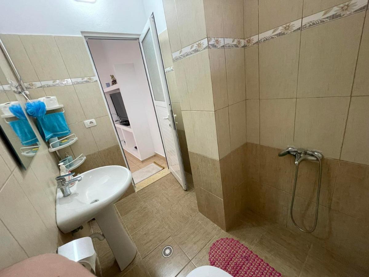 דירות Kristo Apartament, סרנדה מראה חיצוני תמונה